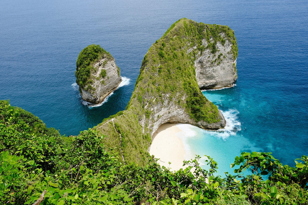 Indonesia Tourist Sticker Visa Assistance for UAE Residents